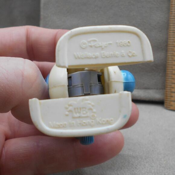 Vintage 1980 Walking Smurf Wind-up Wallace Berrie Galoob Hong Kong - Picture 8 of 8